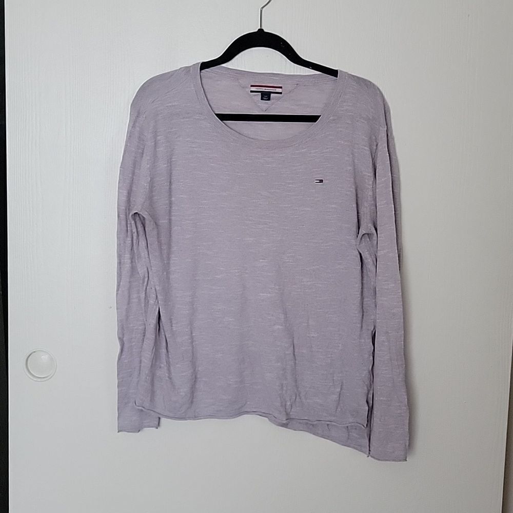 100% cotton lightweight sweater with raw hem